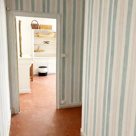 Palegry D'hôtes Alojamento de Acomodação e Pequeno-almoço 3*