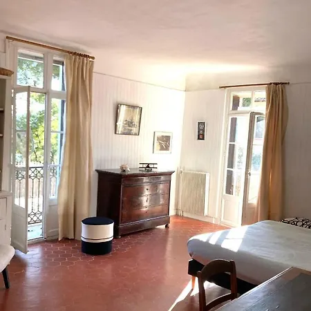 Palegry D'hotes פרפיניין