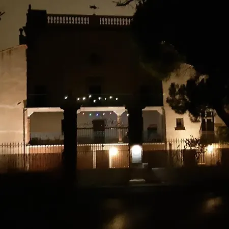 Palegry D'hotes פרפיניין