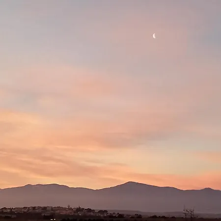 לינה וארוחת בוקר Palegry D'hotes פרפיניין