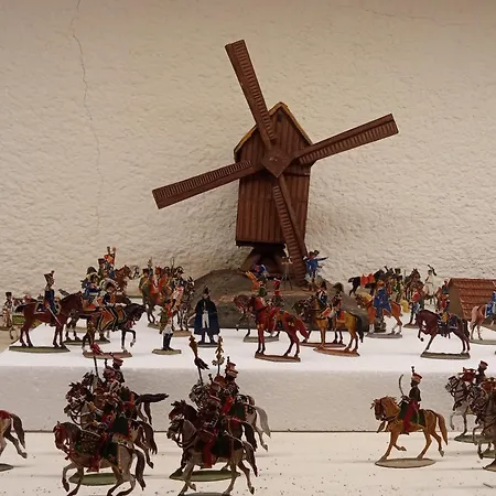 לינה וארוחת בוקר Palegry D'hotes 3*